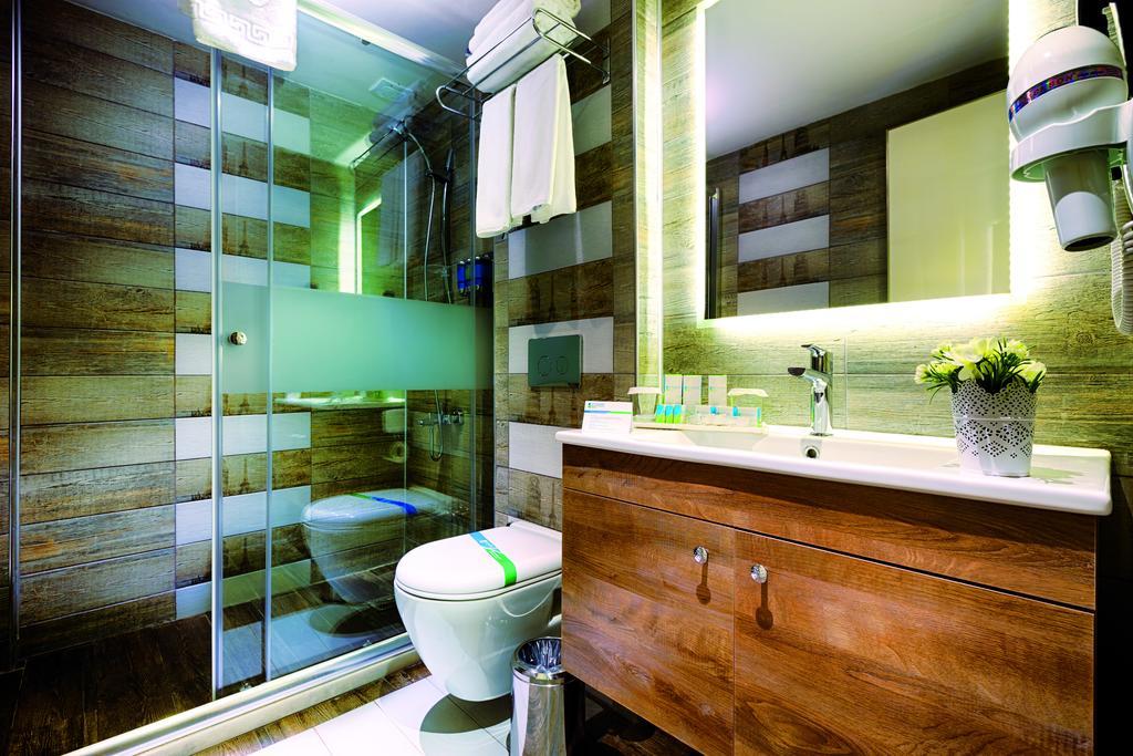 Wonasis Resort & Aqua Hotel Kargipinari Room photo